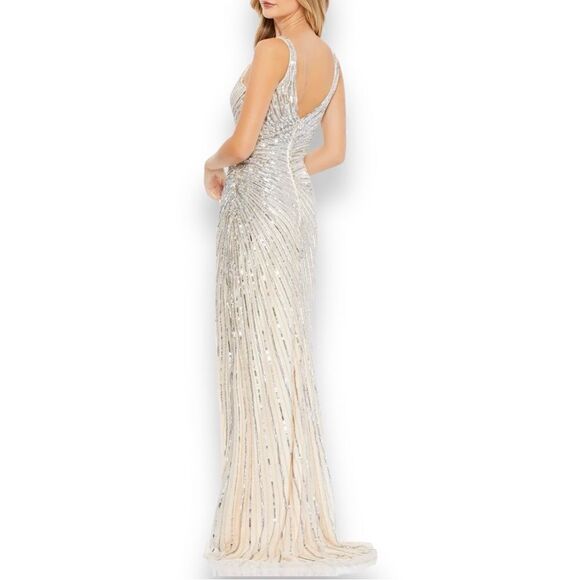 MAC DUGGAL Women’s Embellished Beaded Sequined A-Line Gown in the Size 6 - Picture 5 of 10